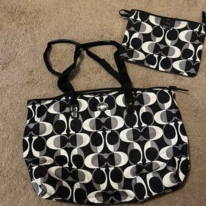 Coach weekender getaway tote + pouch!